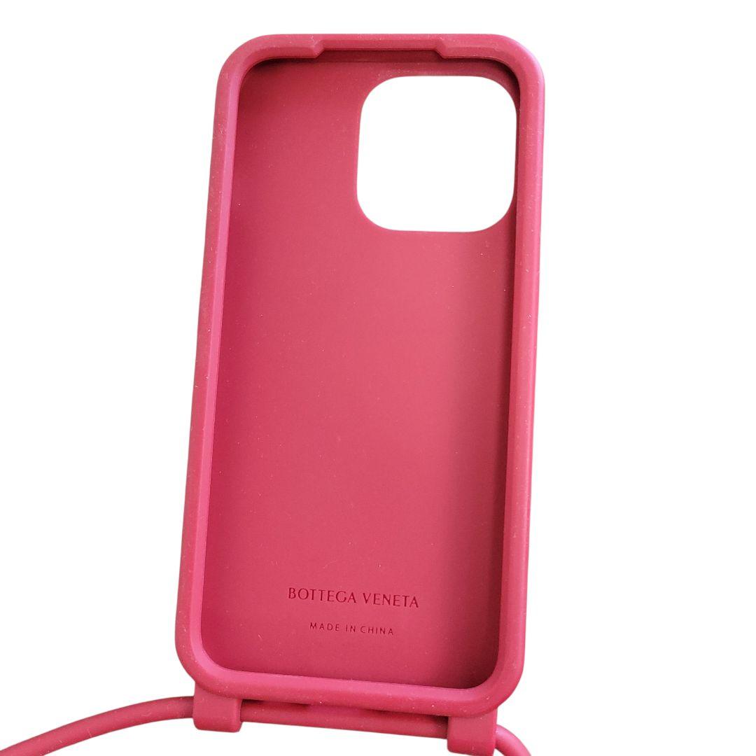 美品✨ボッテガヴェネタ iPhone14Proケース スマホショルダー Bottega Veneta ボッテガヴェネタ iPhone14 Pro イントレシオ