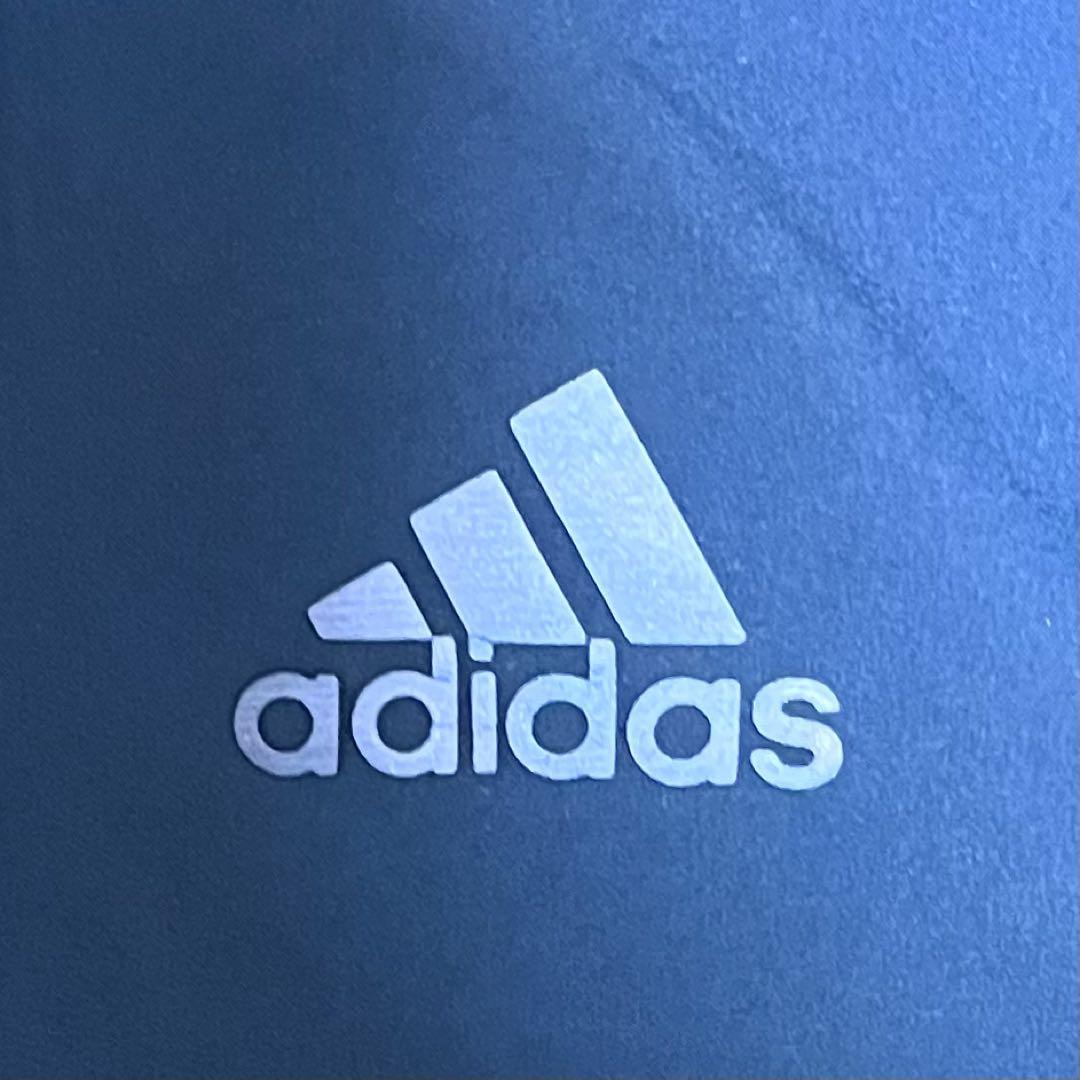 【大きいサイズ】　アディダス　adidas 　トラックジャケット　サイド柄