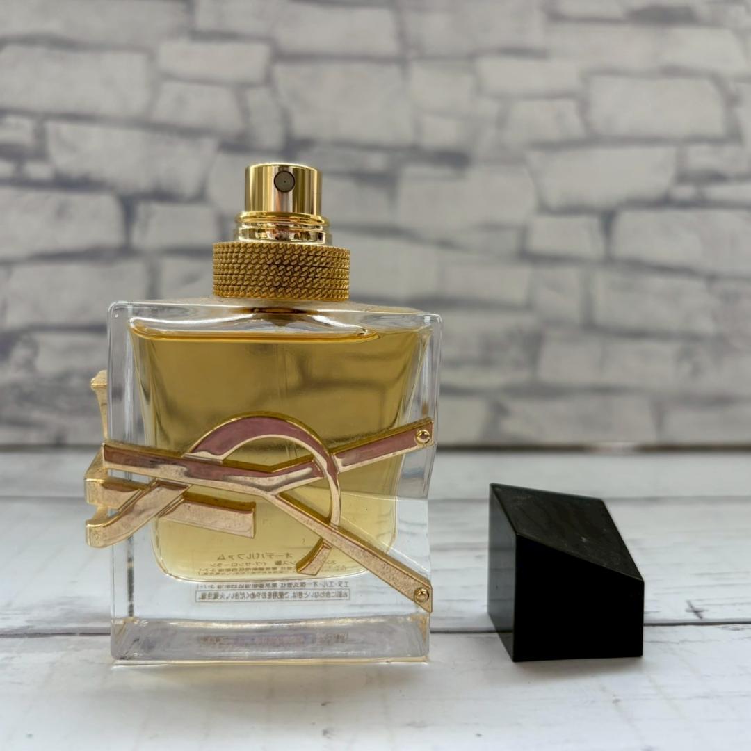 453.Yves Saint Laurent リブレ　オーデパルファム　30ml