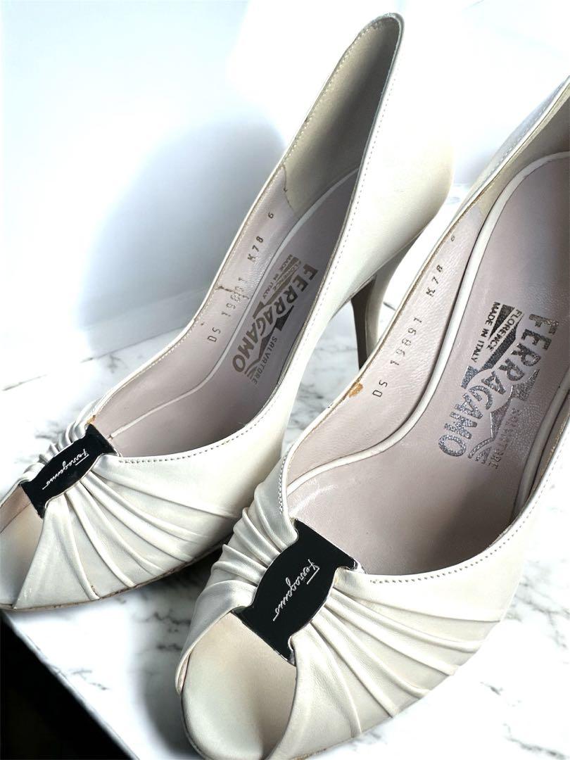 Salvatore Ferragamo フェラガモ FIBERIA美品