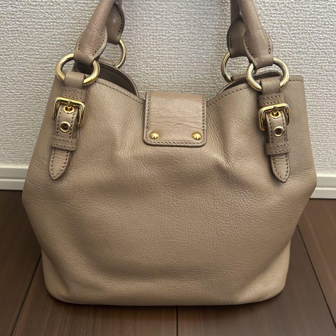 miumiu ハンドバッグ　ショルダーバッグ　ベージュ　キャメル　2way