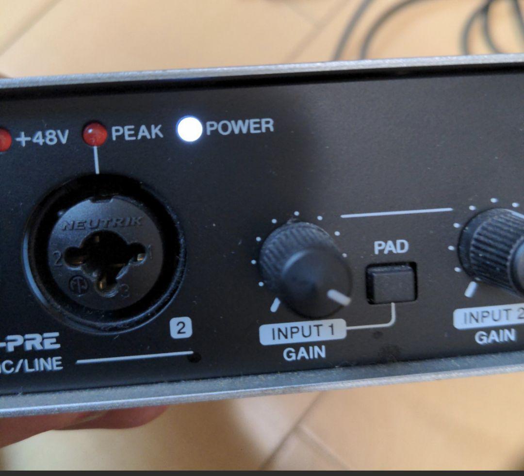 UR242 USBオーディオインターフェイス
