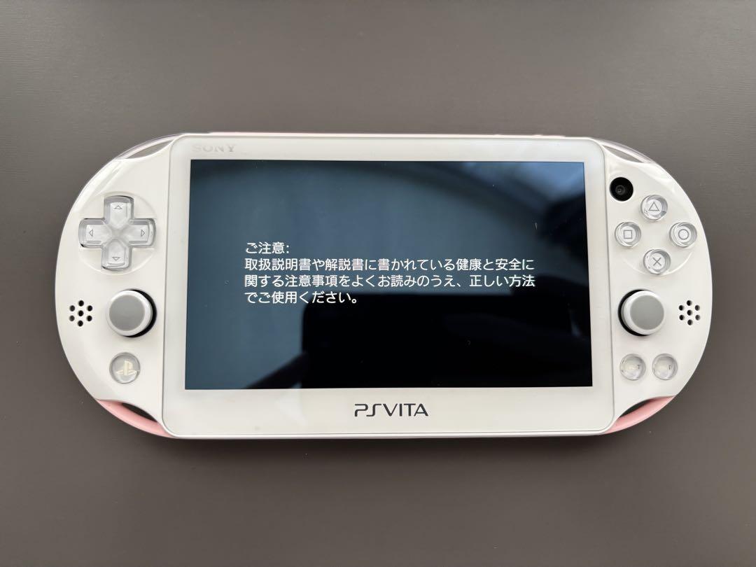 美品 SONY PS Vita 本体 メモリーカード付き ライトピンク