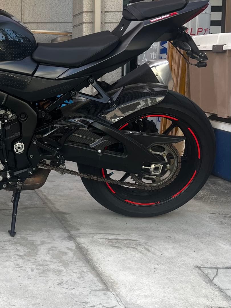 GSX-R1000R SPEEDRA カーボン ブラック リアフェンダー GSX-R1000R SPEEDRA カーボン ブラック リアフェンダー