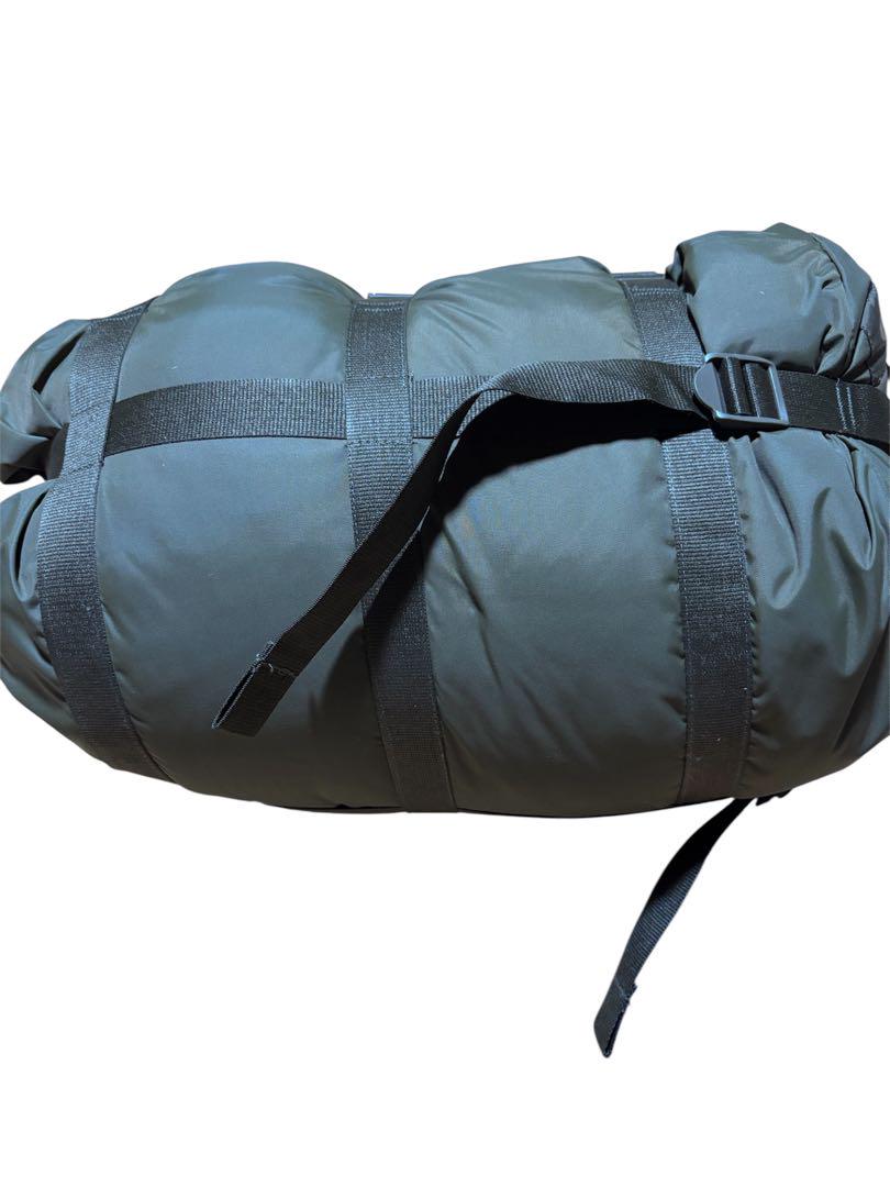「美品」CARINTHIA DEFENCE 4 寝袋 Mサイズ　グリーン