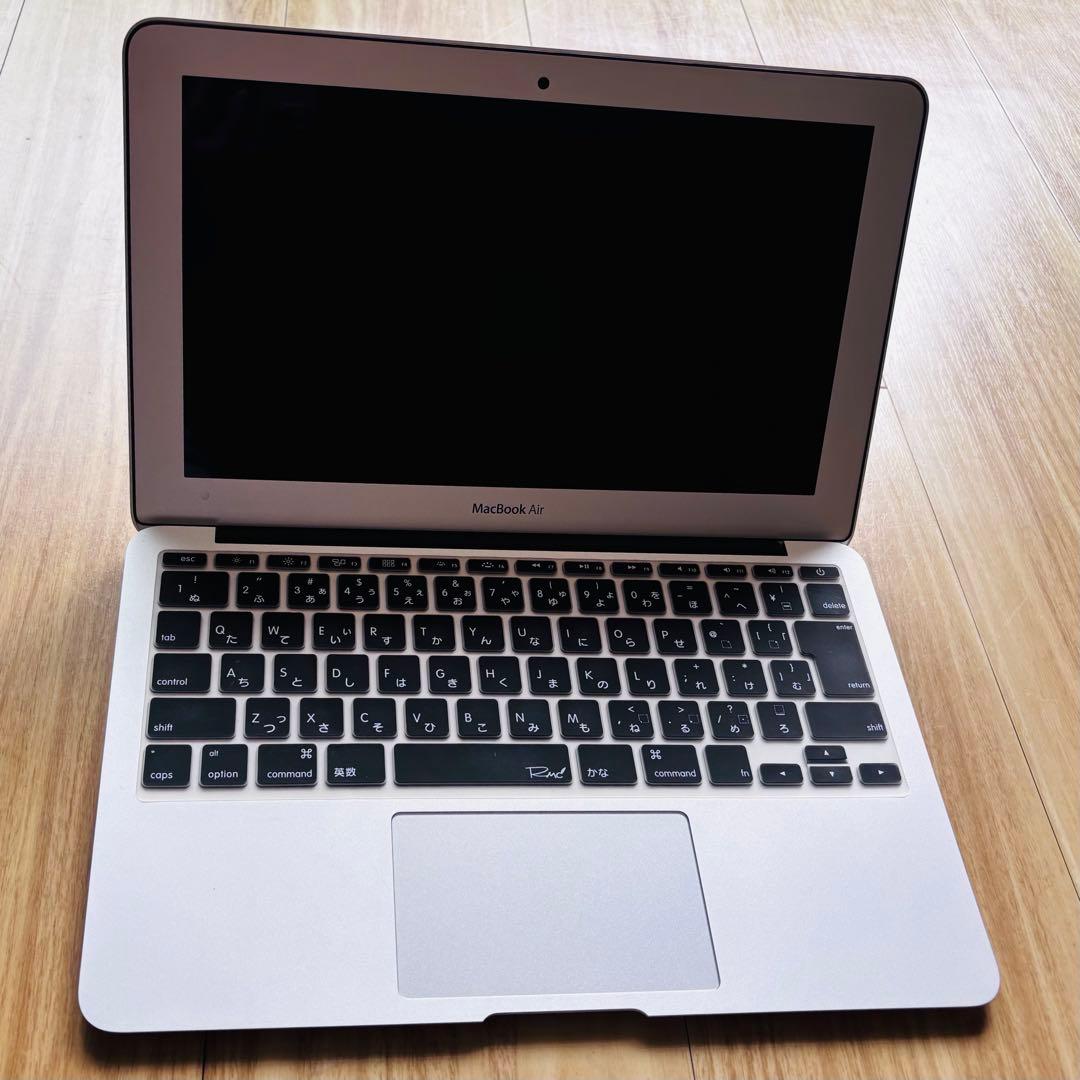Apple MacBook Air 11 2012年