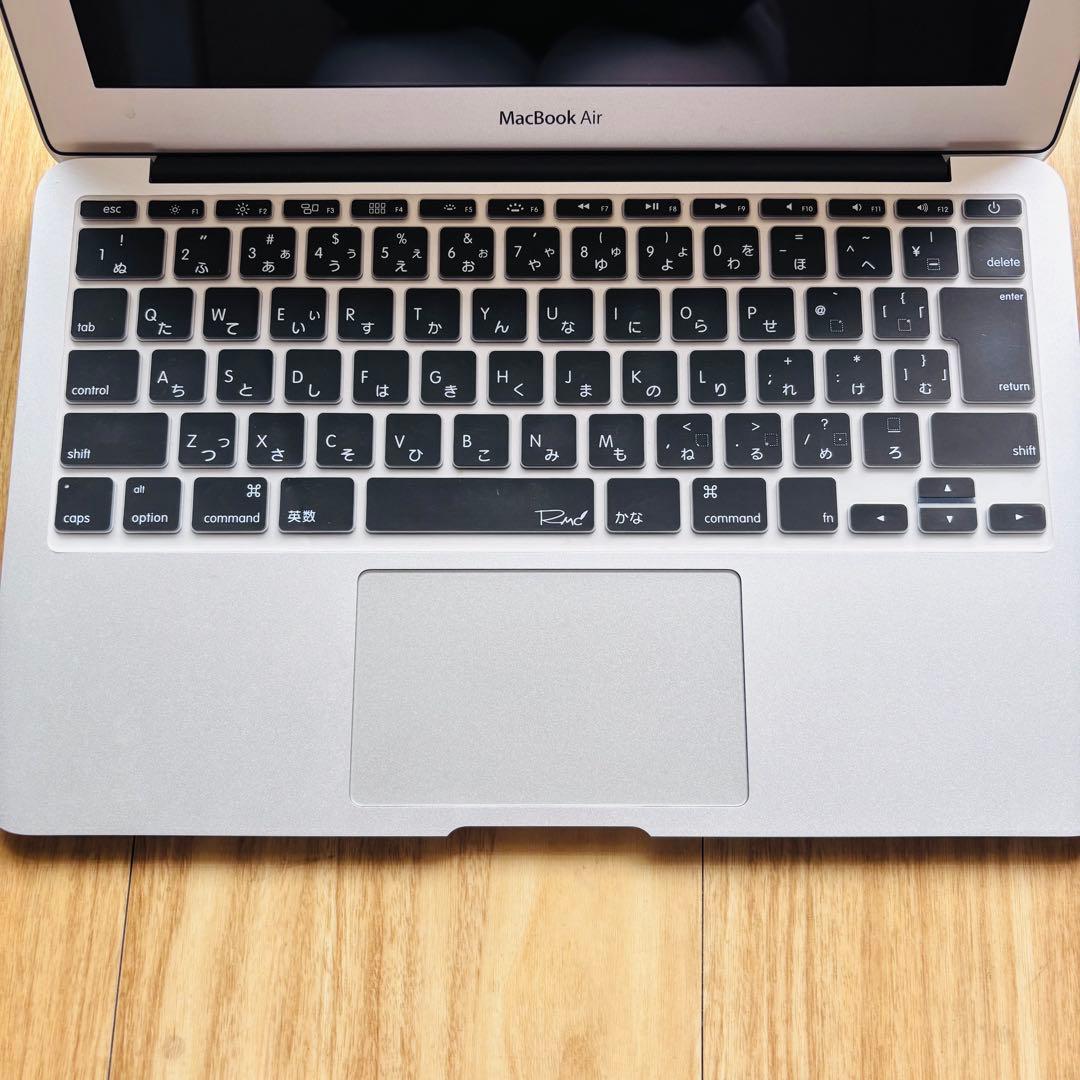 Apple MacBook Air 11 2012年
