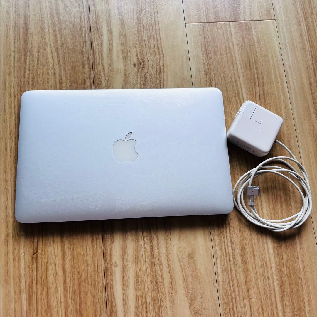 Apple MacBook Air 11 2012年