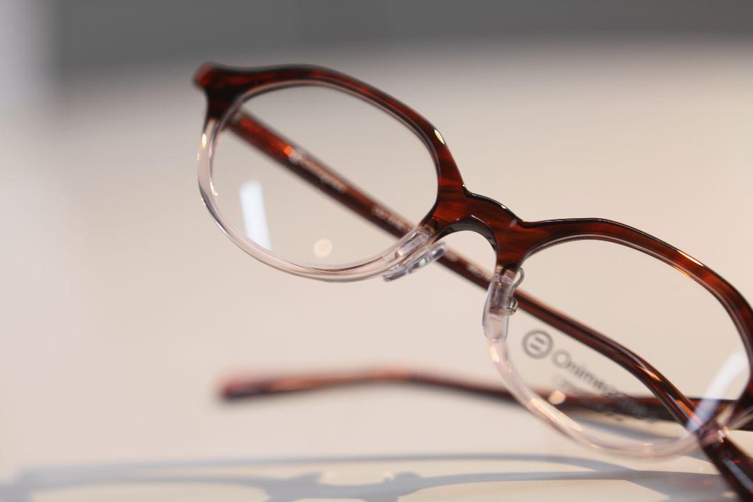 Onimegane オニメガネ強度近視お顔の小さい方用