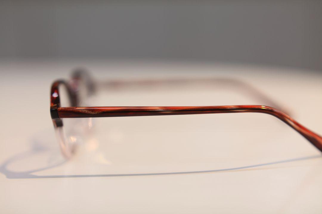 Onimegane オニメガネ強度近視お顔の小さい方用