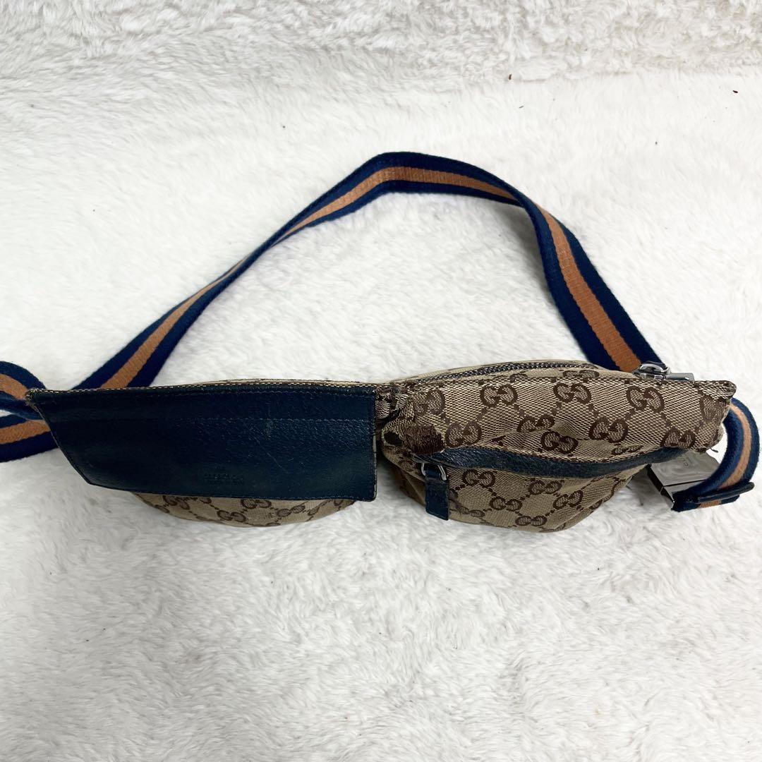 美品✨グッチ ボディバッグ GG キャンバス シェリーライン ブラウン 美品✨グッチ ボディバッグ GG キャンバス シェリーライン