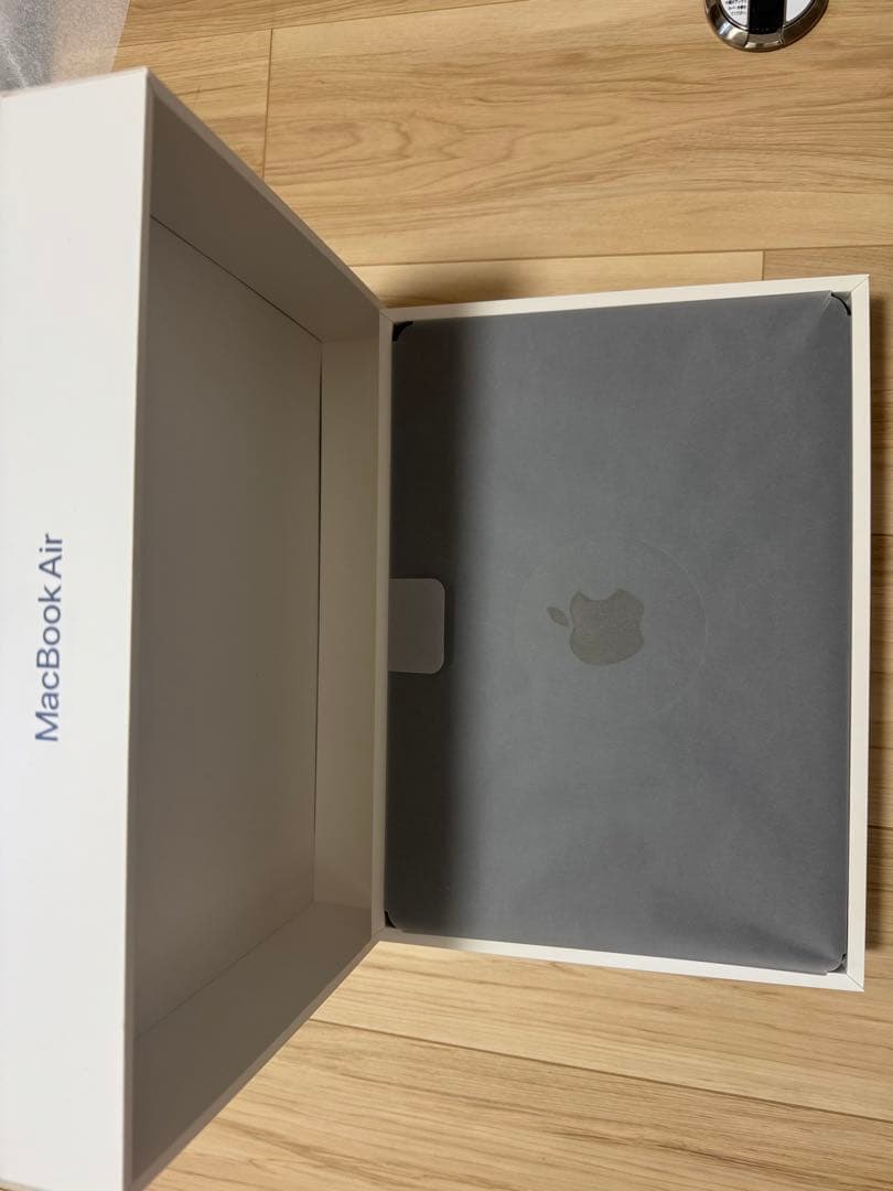 Apple MacBook Air (M2, 2022) 美品 Apple MacBook Air (M2, 2022) 美品