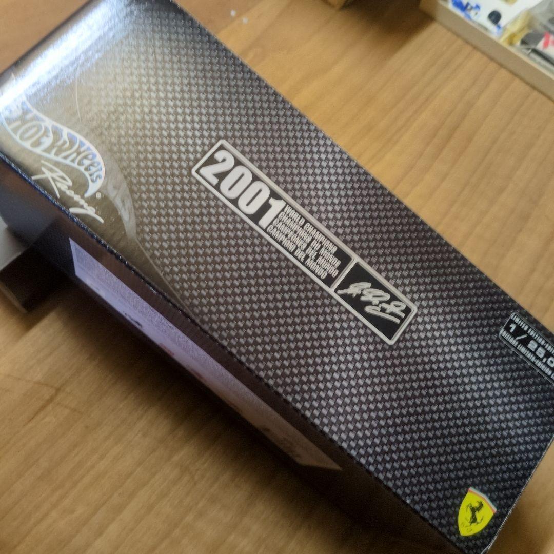 フェラーリ F1 優勝 モデルカー ミニカー 1/18 2001年