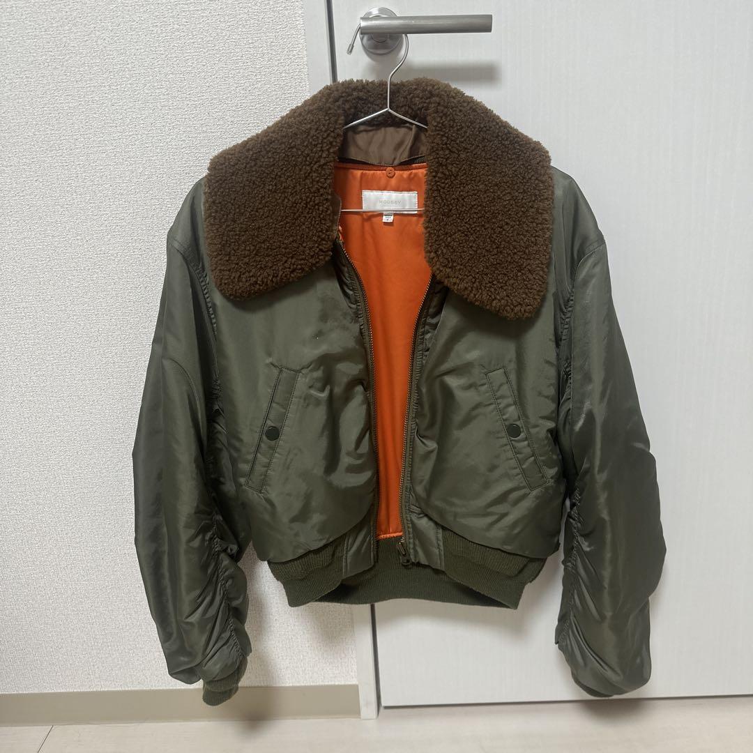 moussy 2way ショート丈　ボア　ボンバージャケット　カーキ