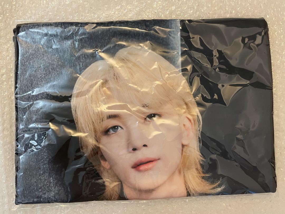 新品未開封seventeen セブチ ジョンハン ビッグフォトタオル