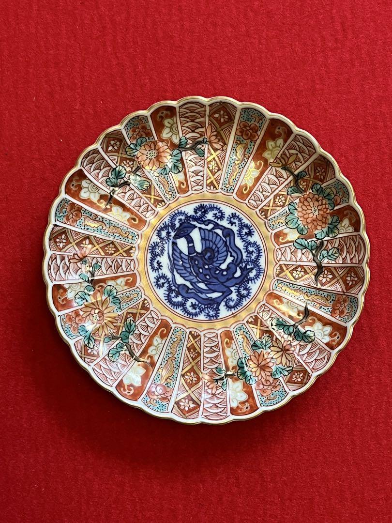 大聖寺伊万里　金襴手　菊花四方襷紋に丸紋の図　４寸皿　２枚　D377AS-CHz 古伊万里 金襴手 菊花四方襷紋 蝶に花図 蓋茶碗