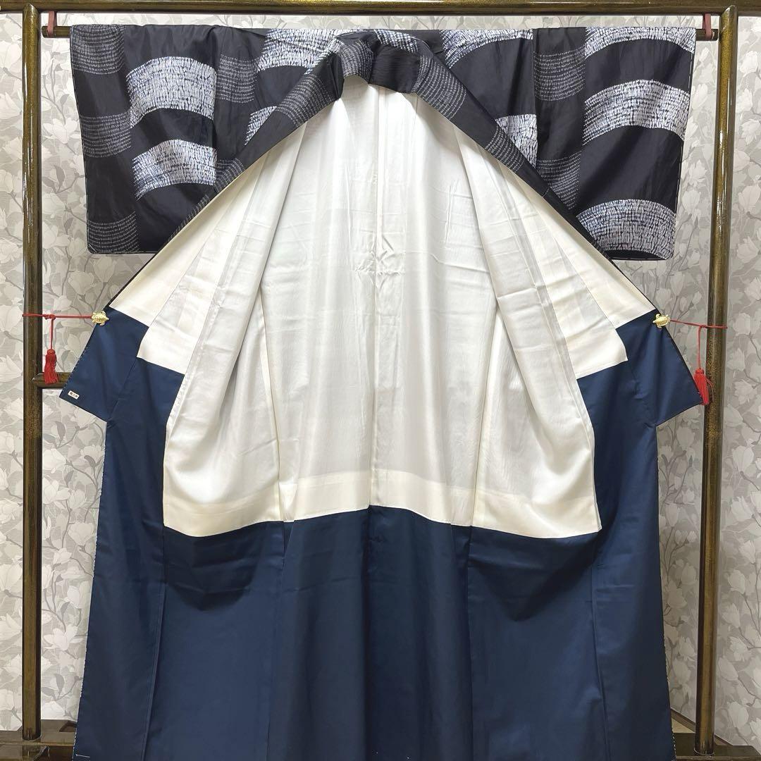 正絹 本場大島紬 絞り染め 幅広(未使用品)【三越】