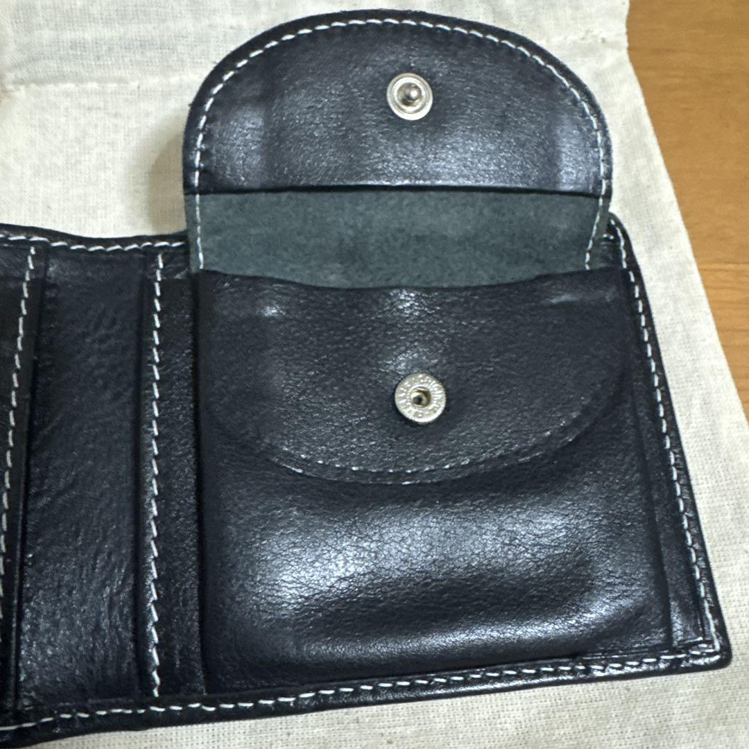 イルビゾンテ　レザー 二つ折り財布 ブラック 収納袋付き