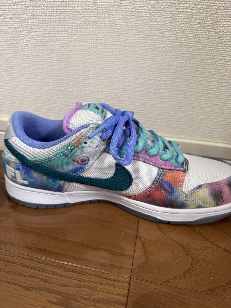 Futura × Nike SB Dunk Low