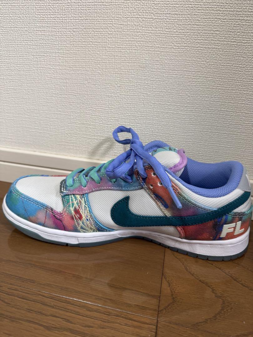 Futura × Nike SB Dunk Low