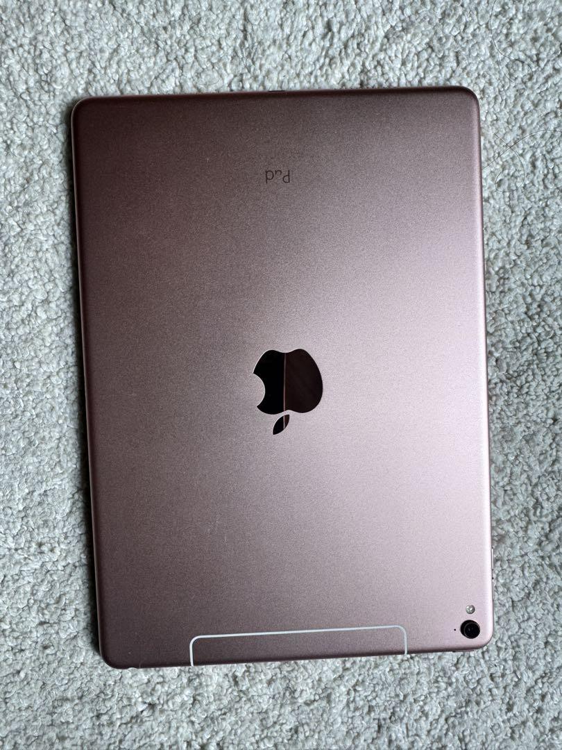 iPad Pro(9.7インチ)-128GB Wi-fi + Cellular￼
