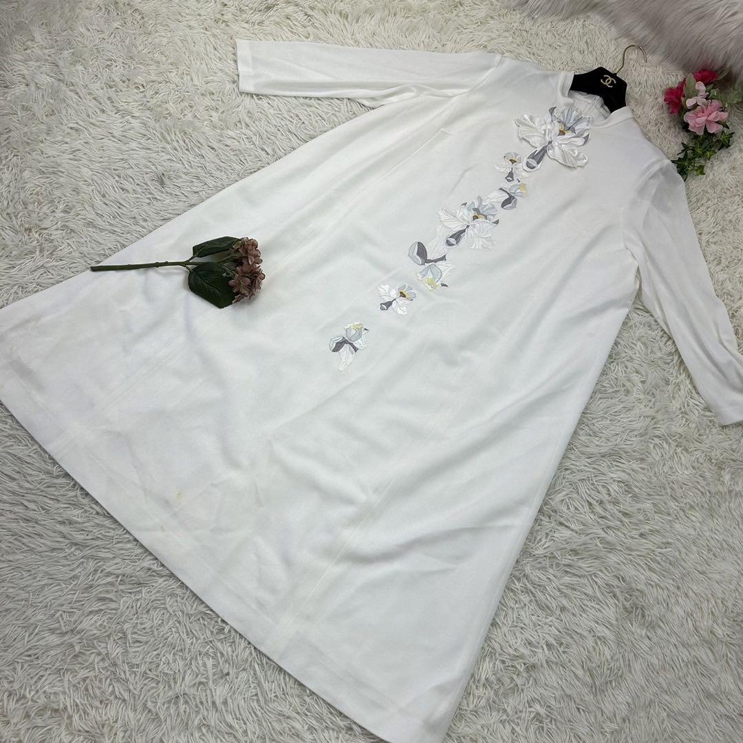Ms.REIKO ホワイト刺繍テーラードジャケット