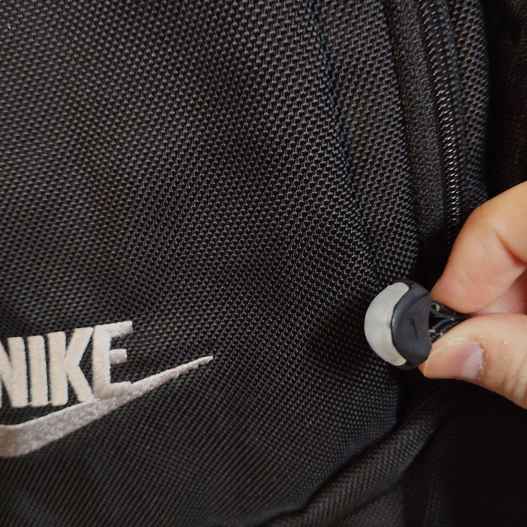 Nike ブラック ワンショルダーバッグ