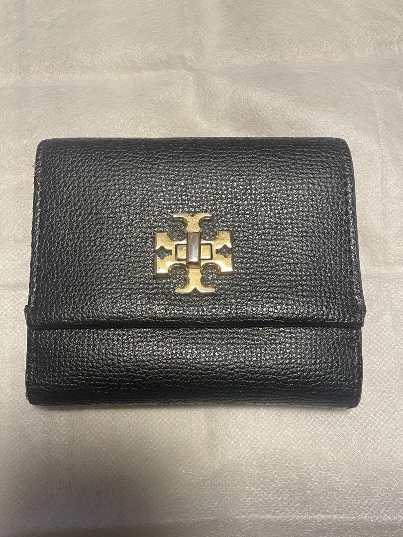 トリーバーチ　TORYBURCH 黒 レザー 二つ折り財布 ゴールド金具