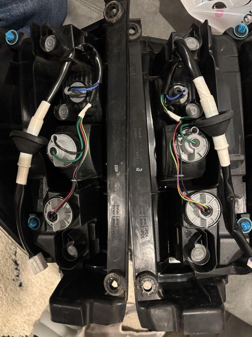 la600s タントカスタム　純正LEDテールランプ