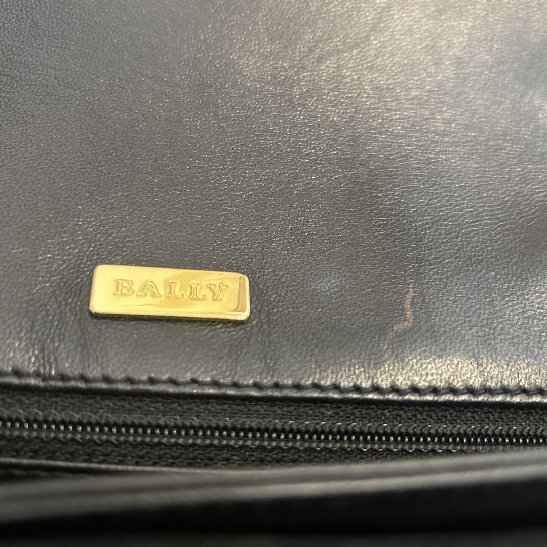 BALLY バリー　キルティングレザーチェーンショルダーバッグ　ブラックゴールド