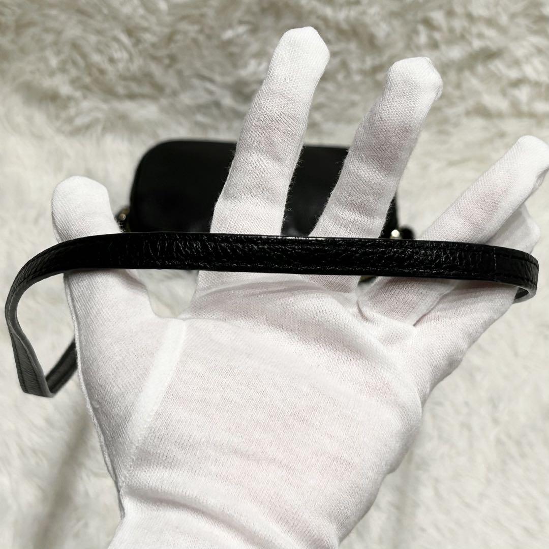 未使用級 コーチ ワンショルダーバッグ カメラ レザーPVC ダブルファスナー
