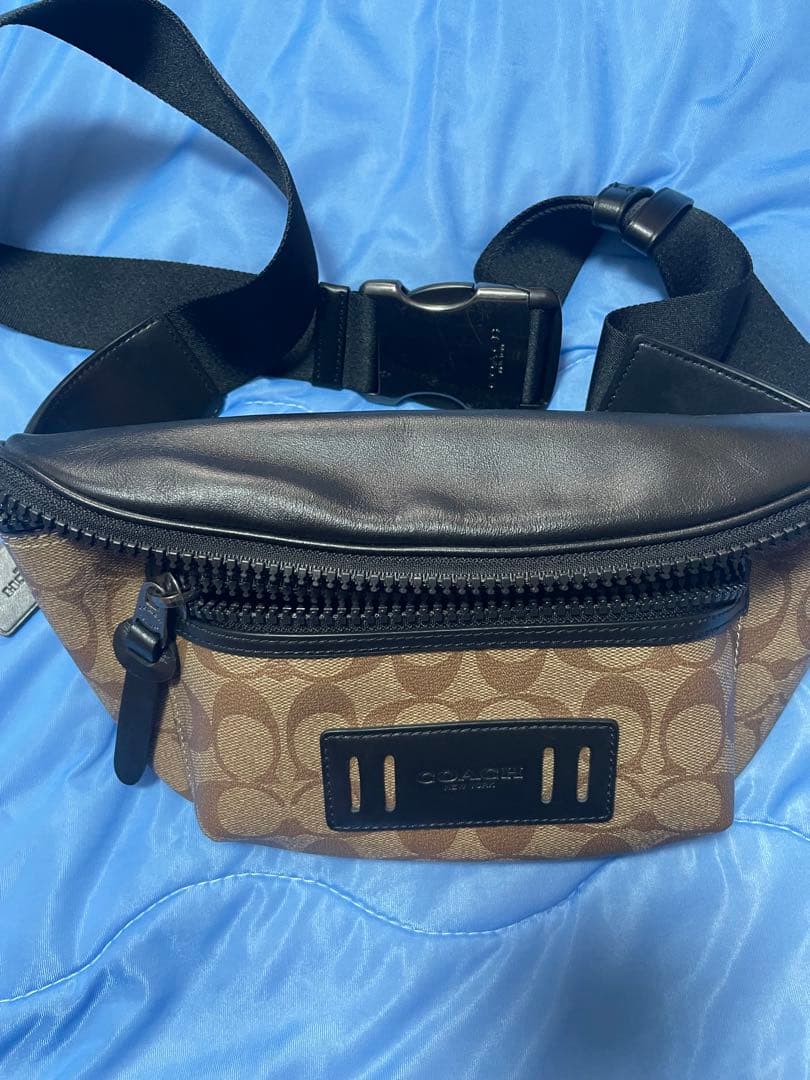 COACH ボディバッグ ブラウン・ブラック