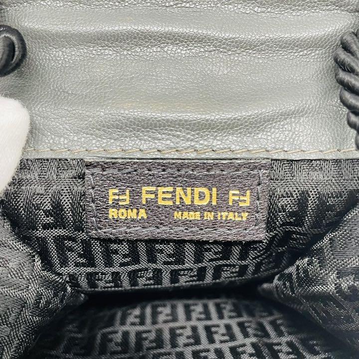 人気新作登場 美品 肩掛け グレー 人気 k8ZXD-m64139268637 FENDI フェンディ ポシェット 人気SALE定番人気