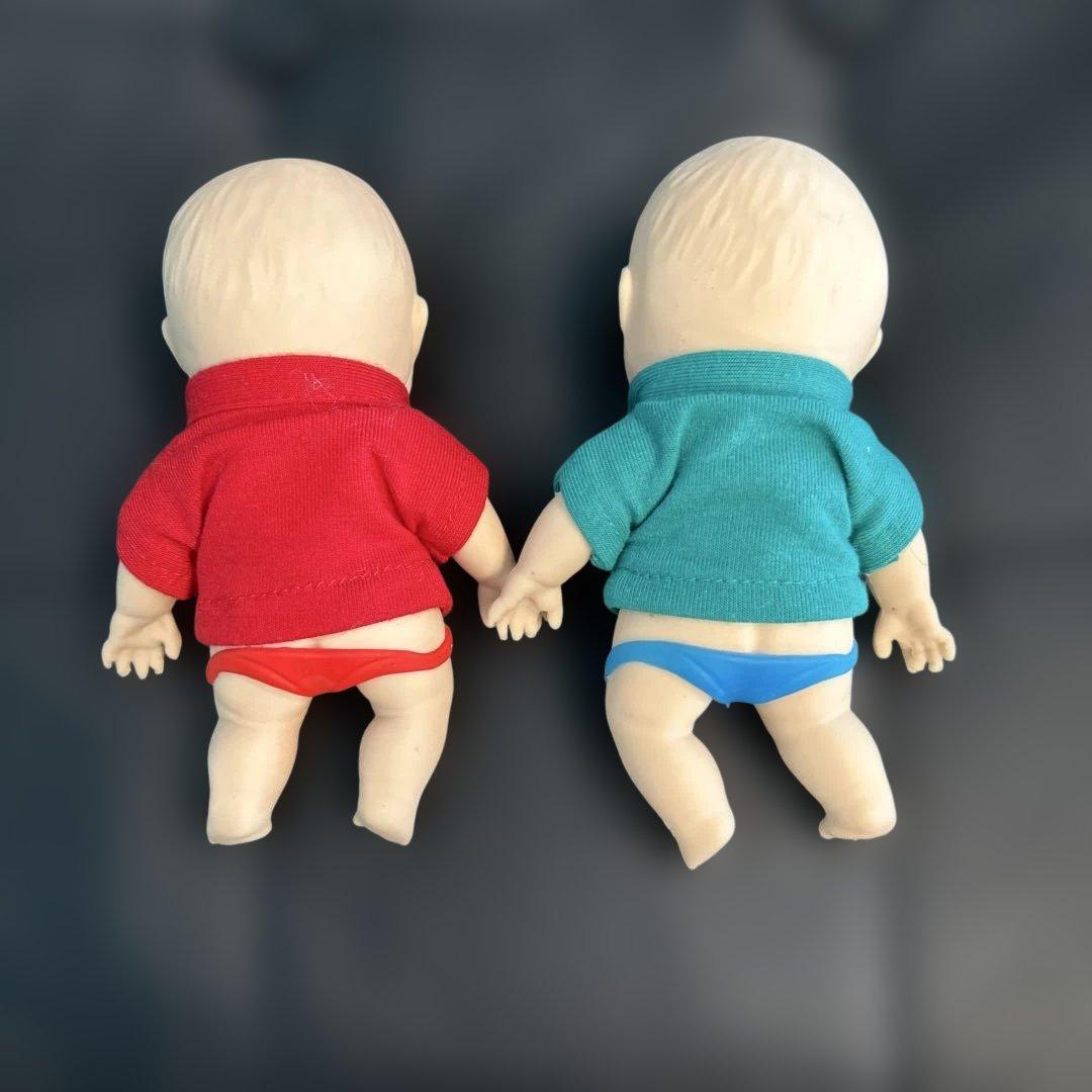 2個セットスクイーズあかちゃん赤アグリーベイビーズ赤と緑のスポーツ人形セット目立った傷や汚れなし