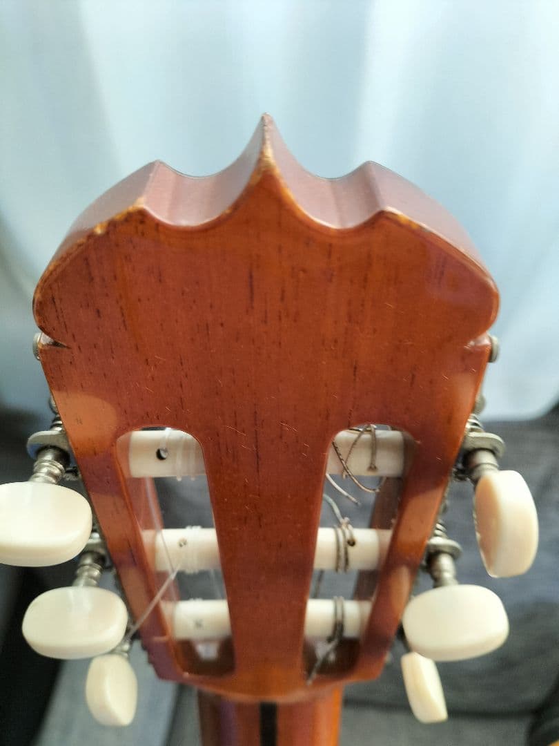 ジャンク品!【希少】松岡良治M100クラシックギター ジャンク品!【希少】松岡良治M100クラシックギター