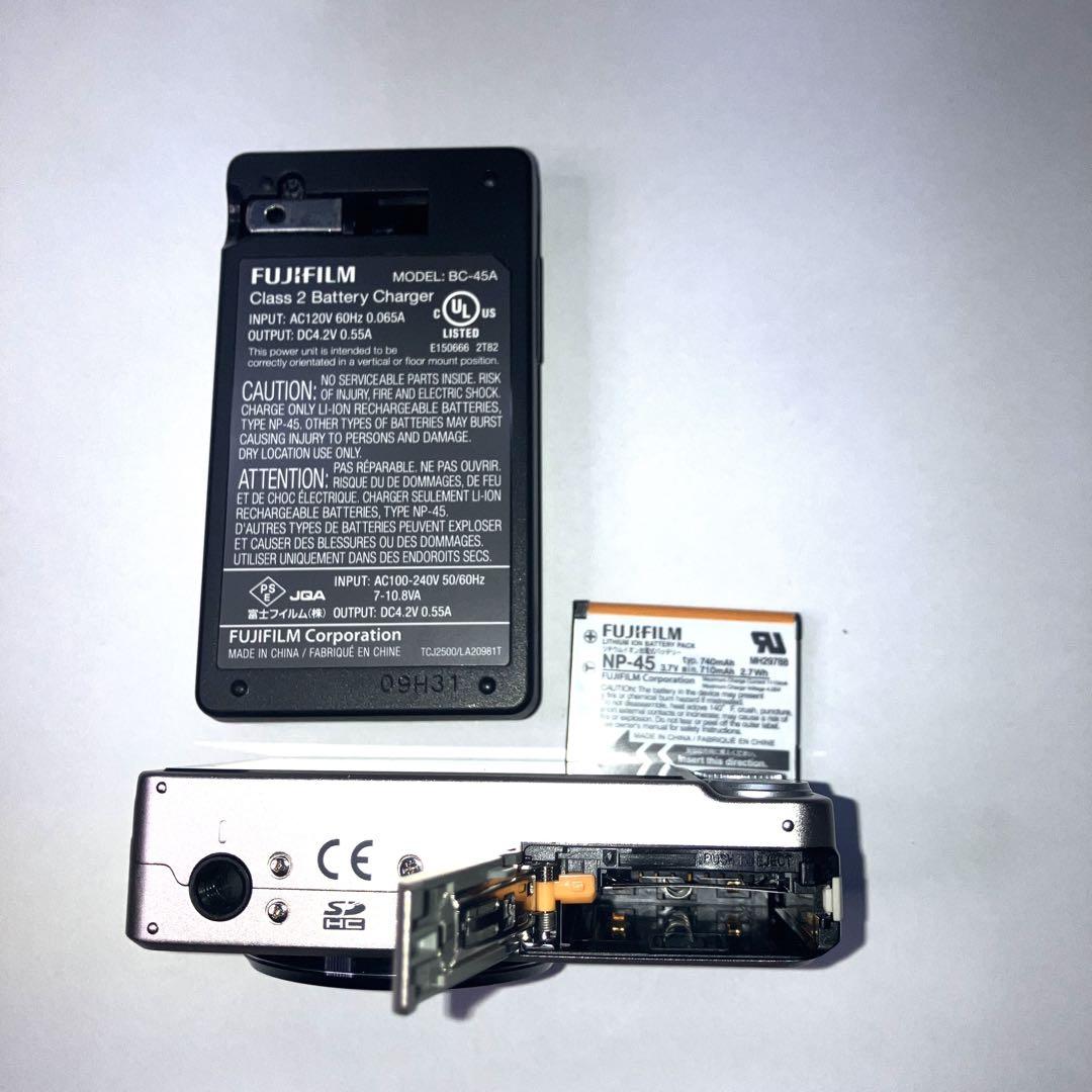【動作品】FUJIFILM Finepix J250 オールドコンデジ