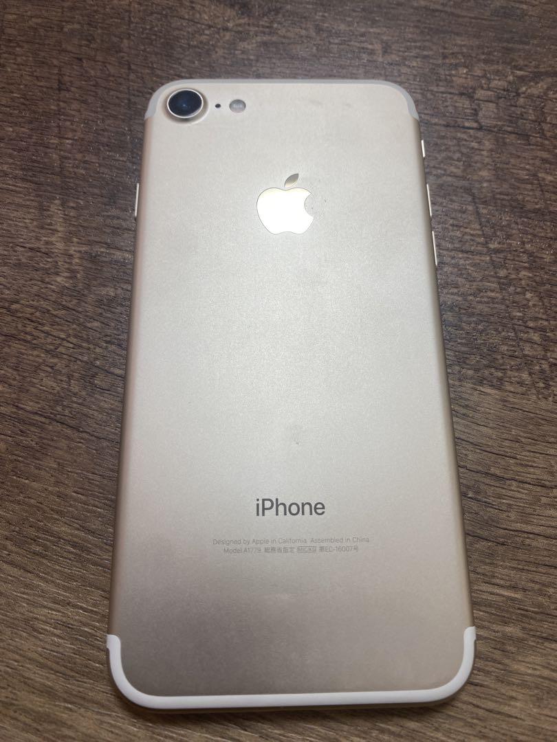 Apple iPhone7 128G ゴールド