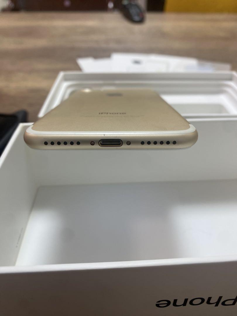 Apple iPhone7 128G ゴールド
