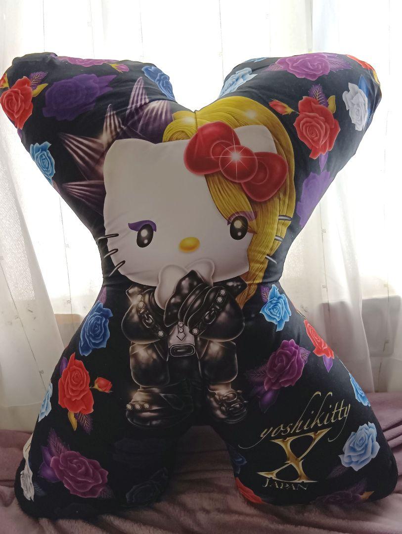 美品yoshikitty x型クッション抱き枕ブラック薔薇柄xポーズ