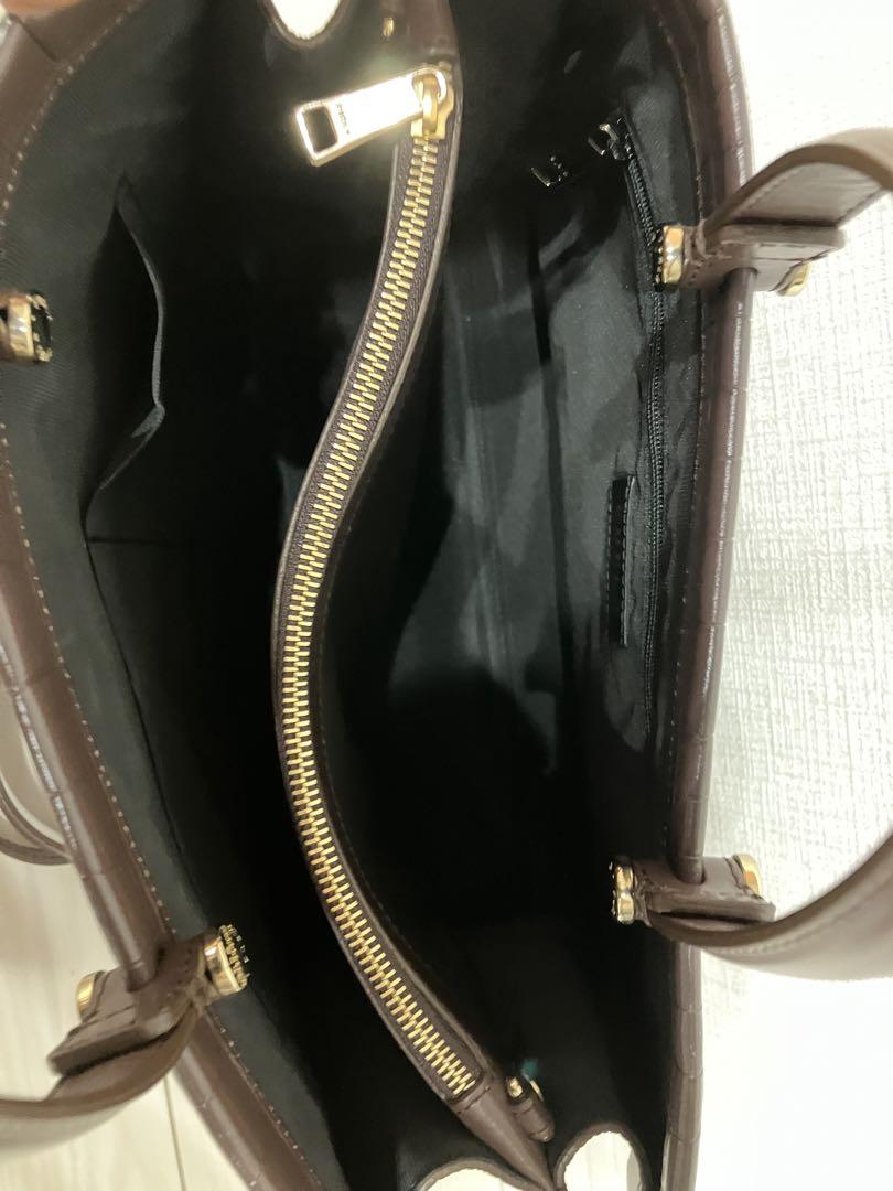 FURLA バッグ