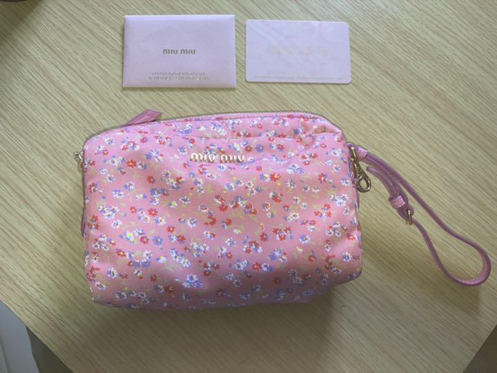 ピンク系色々な【新品未使用】miumiu 花柄ポーチ ポーチ/バニティ バッグピンク系¥12,150-reisholzerquatschkoepp.de ピンク系色々な【新品未使用】miumiu 花柄ポーチ ポーチ/バニティ バッグピンク系¥12,150-reisholzerquatschkoepp.de