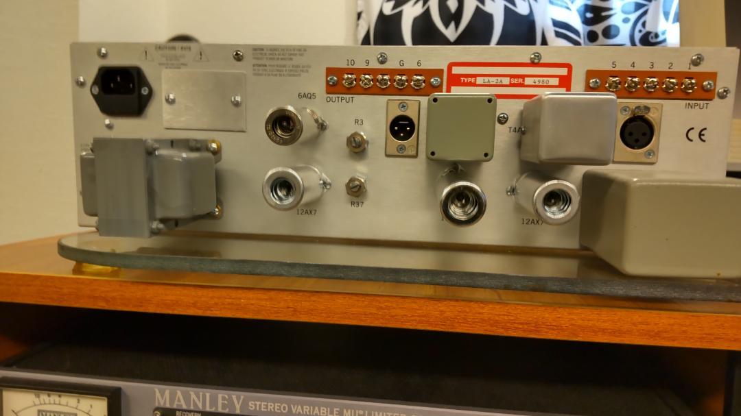 配信機器・PA機器・レコーディング機器 Universal Audio LA-2A Leveling Amplifier
