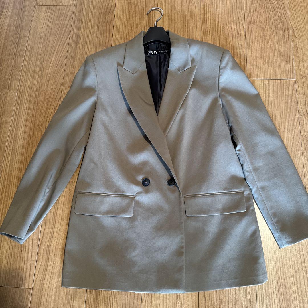ZARA グレー テーラードジャケット XS ZARA - ZARA ザラ ダブルブレスト テーラードジャケット スーツ