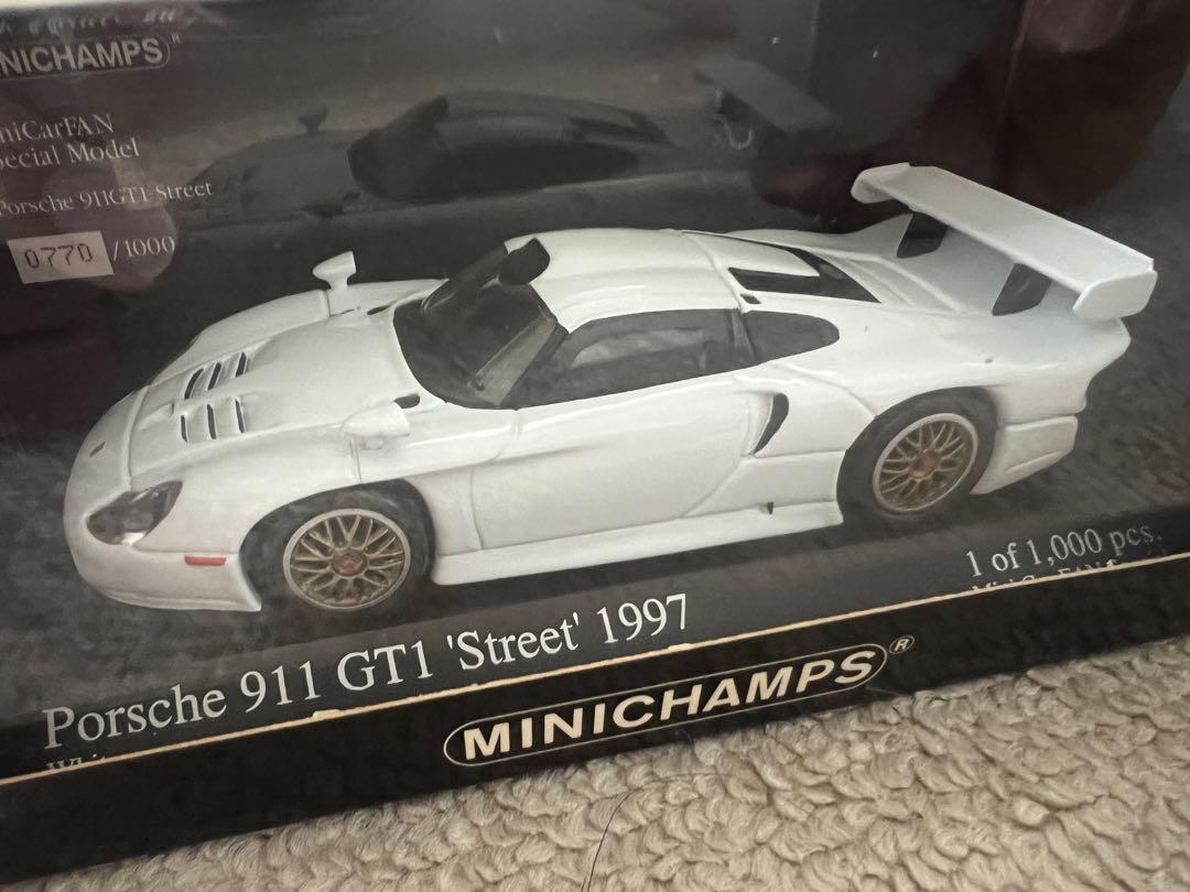 ミニカー MINICHAMPS Porsche 911 GT1 'Street' 1997