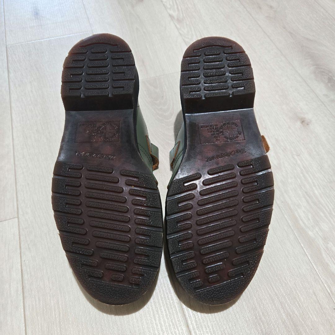 Dr.Martens　カーキ系グルカサンダル　メンズ・レディースどちらもOK