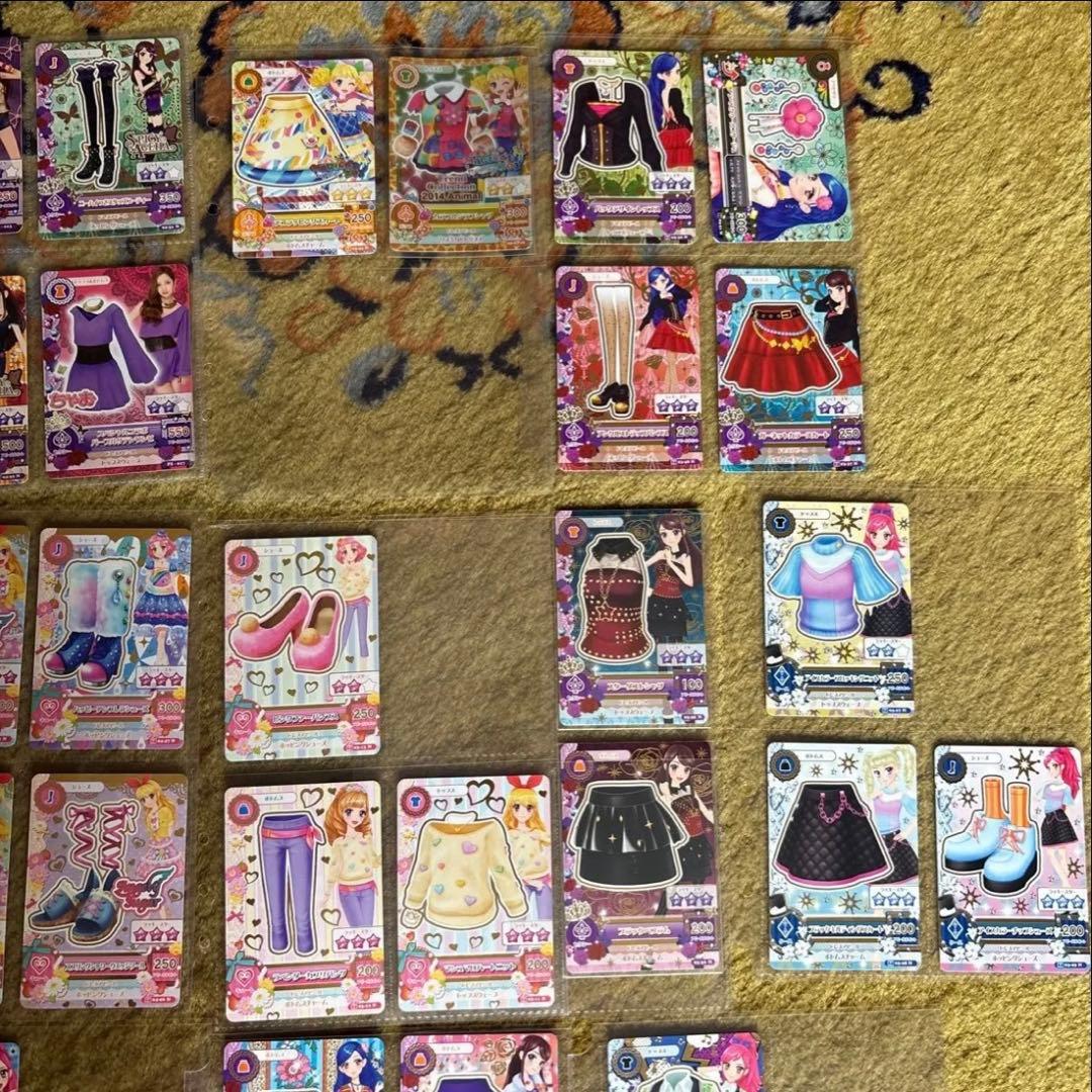 バインダーセット 多彩な衣装カード目立った傷や汚れなし