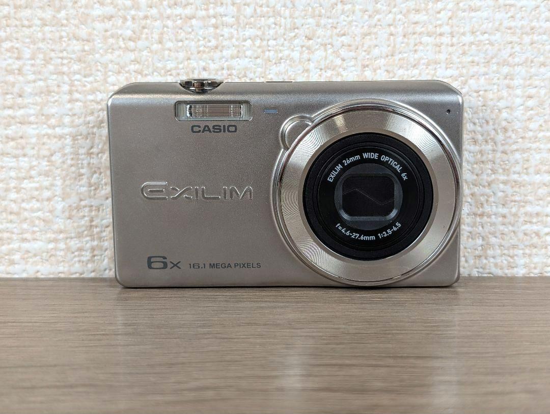 美品 CASIO EXILIM EX-ZS26 コンパクトデジタルカメラ