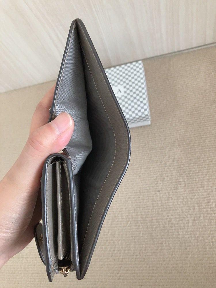 美品★☆定番　FURLA フルラ 上品　財布 ウォレット　二つ折り　グレー