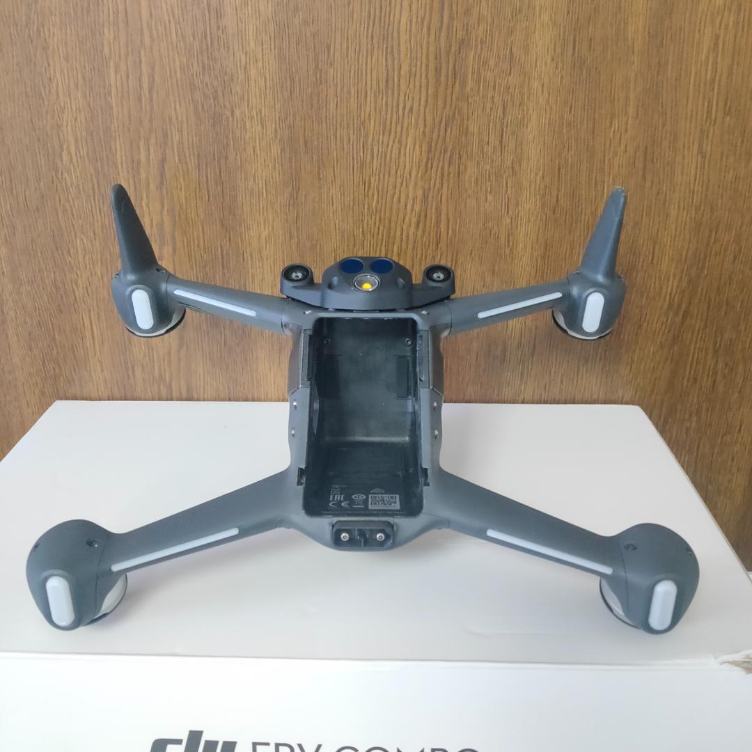 【美品】DJI FPV COMBO　コンボ　ドローン　フルセット