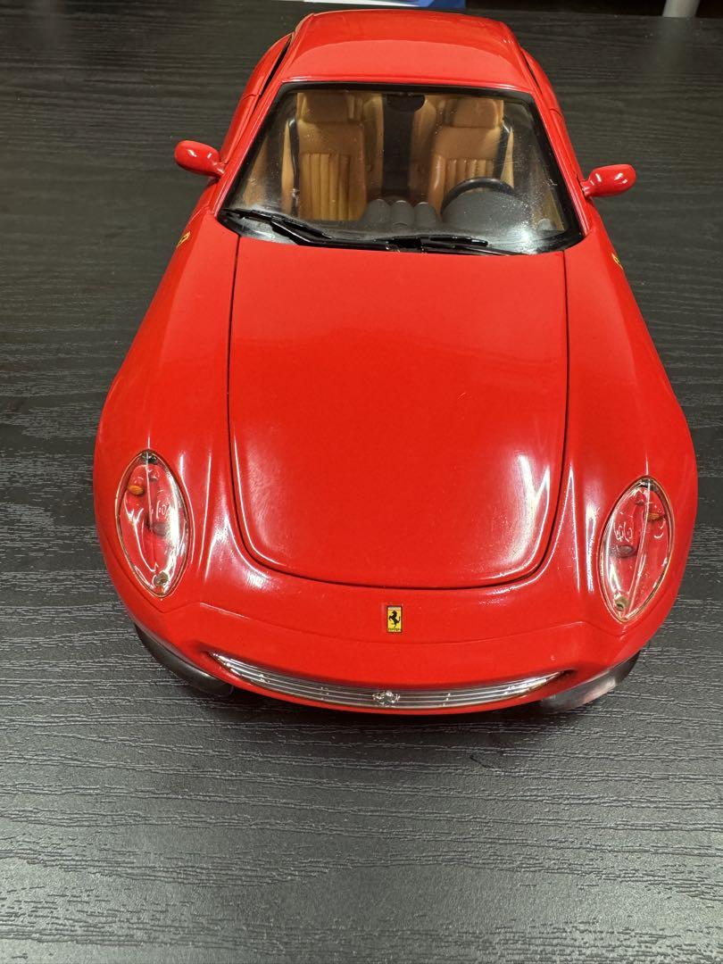 フェラーリ ミニカー 1/18 レッド612SCAGLIETTI
